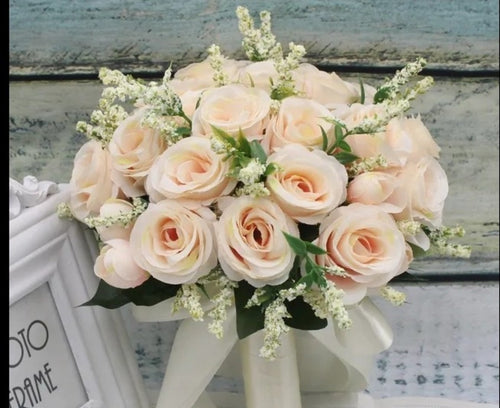 BRIDAL BOUQUET CHAMPAGNE